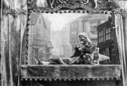 Punch and Judy performance by the Jesson Brothers